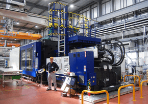 One of Japan's Largest Double Injection Molding Machines with a Capacity of 1850 Tons