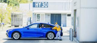 AGS（アクティブグリルシャッター）